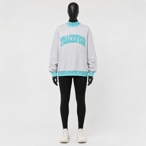 Sweat-shirt à col rond personnalisé pour femme, motif graphique, coupe oversize, bordure à carreaux, pull décontracté, streetwear, marque privée - Product Image 1