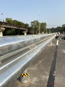 La autopista barandillas de alta calidad hecho en Vietnam para la venta - Product Image 1