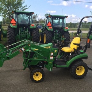 รถแทรกเตอร์ขนาดเล็ก John Deere 1025R 24 แรงม้า ขับเคลื่อน 4 ล้อ เครื่องยนต์ดีเซลไฮโดรสแตติก พร้อมมอเตอร์เกียร์บ็อกซ์ปั๊ม ระบบตรวจสอบระยะไกล และระบบขับเคลื่อนอัตโนมัติ - Product Image 6