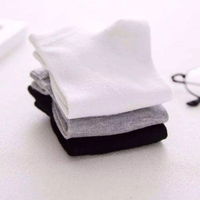 Chaussettes de sport antidérapantes pour femmes, en coton et fibre de bambou, personnalisables, pour le Pilates et le football, collection 2026, vente en gros, qualité OEM supérieure, pour usage quotidien, à manchette, séchage rapide