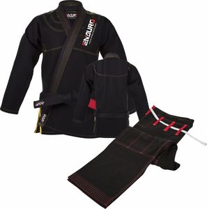 ชุดคาราเต้คุณภาพสูงขายส่ง โพลีเอสเตอร์ 100% สำหรับผู้ใหญ่ สีตามสั่ง ปรับแต่งได้ น้ำหนักเบา แห้งเร็ว - Product Image 1