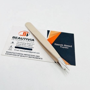 Pinzas para Cejas Beige Puntiagudas de Acero Inoxidable Ecológicas, Marca Privada OEM, para Recortar y Dar Forma - Product Image 2
