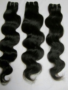 ผมต่อแบบเวอร์จิ้นเรมี่แท้ 100% สีธรรมชาติ แบบลอน  จัดเรียงเกล็ดผม  แบบมัดเป็นช่อ  ผมแท้จากวัดอินเดีย  แบบเย็บสองชั้นด้วยเครื่องจักร - Product Image 6