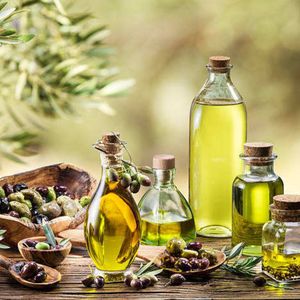Huile d'olive extra vierge pure de haute qualité à prix avantageux, extraits naturels de plantes, vente en gros, OEM - Product Image 2