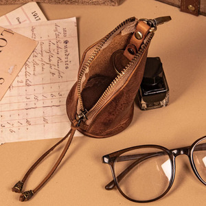 Premium Leather Key Holder Manufacturer Luxury leather <b>EDC</b> <b>wallet</b> designed for organized storage of keys cards and cash - Product Image 3