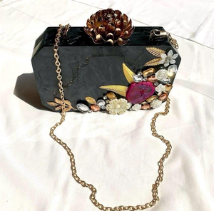 Pochette élégante en résine époxy à motif floral pour femme, idéale pour les mariages et les soirées cocktail - Product Image 5