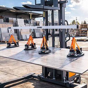 Barra di sollevamento a U per quattro sollevatori a ventosa - Capacità 500 kg, pneumatica e a batteria, per metallo, legno, vetro e costruzioni - Product Image 5