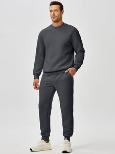 Conjunto Deportivo Personalizado para Hombre, Ropa Deportiva de Alto Rendimiento, Chaqueta con Cierre Completo y Pantalones Jogger para Entrenamiento - Product Image 2