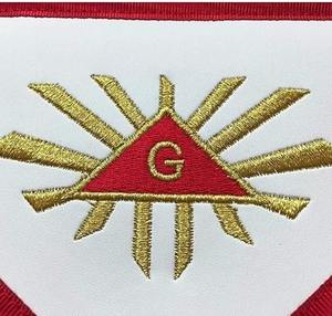 ชุดผ้ากันเปื้อนและสายสะพายสำหรับนายกุมารมาสเตอร์แห่งบลูลอดจ์แห่งสมาคมเมสัน ผ้ากันเปื้อนฟรีเมสันพร้อมริบบิ้นสีแดงลายโมร์ - Product Image 3