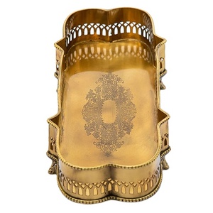 Bandeja DE SERVICIO DE METAL ovalada de latón decorativo dorado hermoso diseño grabado Vintage para hoteles - Product Image 1
