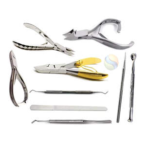 Coupe-ongles en acier inoxydable de qualité supérieure – Mecanisme à ressort luxueux pour pédicure et manucure, outil de beauté emballé dans une boîte - Product Image 1