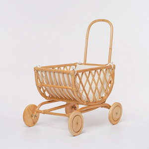 Nouveau produit HNH Craft : Poussette en rotin pour poupée, jouet en osier tressé à la main, personnalisable au Vietnam - Product Image 1