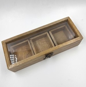 Caja de especias de madera hecha a mano con tapa de vidrio - 3 compartimentos, caja de almacenamiento de madera artesanal con una hermosa cuchara - Product Image 1