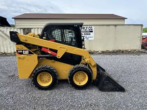 รถตักล้อยาง CAT 232D แบบสองความเร็ว ขนาดกะทัดรัด สำหรับงานก่อสร้างในฟาร์มและการขนย้ายวัสดุก่อสร้าง - Product Image 5