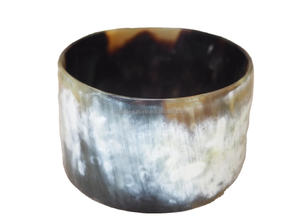 Bracelets en corne de buffle de luxe faits à la main pour femmes avec personnalisation - Bijoux uniques pour un usage quotidien et pour les occasions spéciales - Product Image 2