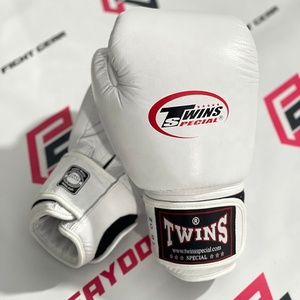 Gants de boxe en cuir jaunes RTS Twins avec logo personnalisé, pour entraînement professionnel, sparring, combat, imperméables et anti-humidité - Product Image 5