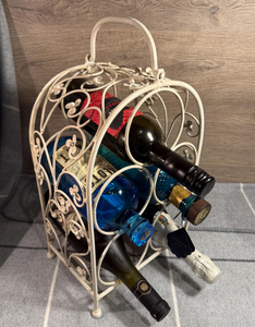 Porte-bouteilles à vin vintage en fer forgé, support autoportant en métal, design floral, blanc cassé, porte-bouteilles à vin antique en métal - Product Image 2