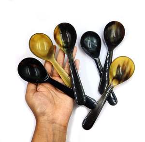 Cuchara de Cuerno de Búfalo Natural de Alta Calidad - Duradera y Ecológica, con Logotipo y Tamaño Personalizados para Uso Doméstico y en Restaurantes - Product Image 1