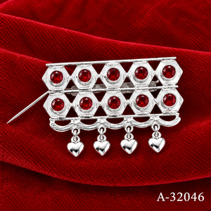 MOLL JEWELLERS Broche Floral de Aleación Chapado en Oro con Zirconia, Pin Decorativo de Filigrana para Solapa, Ideal para Accesorios de Vestuario de Boda - Product Image 2