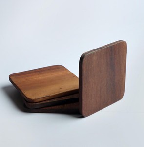 Juego de 4 Posavasos de Madera de Mango Negra Sostenible, Estilo Europeo Clásico, para Hogar, Hoteles, Restaurantes y Ocasiones de Té - Product Image 4