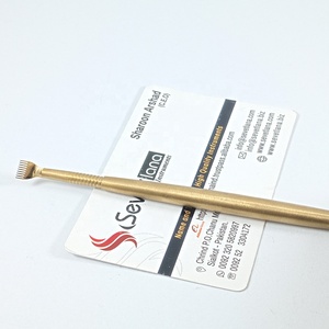 Herramienta de Lifting de Pestañas Dorada Personalizable, Ecológica y Duradera de Sevetlana Industry, Pinzas de Acero Inoxidable con Punta Puntiaguda para Cejas - Product Image 4