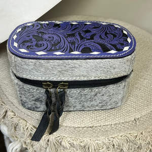 Boîte à bijoux en cuir de vachette faite à la main, motif floral gravé, étui de voyage à fermeture éclair, organisateur de voyage, boîte de rangement de style western, coffret cadeau - Product Image 4