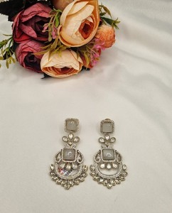 Lucentarts Jewellery Green Cat Eye Stone Chandbali <b>Earring</b> Square Crystal <b>Dangle</b> Traditional Indian For Bridal Jewelry Wholesale - Product Image 5