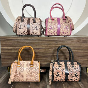 Bolso de Hombro de Cuero Genuino Artesanal de Moda con Grabado Floral Estilo Western, Bolso de Viaje Tipo Duffle para Vaqueras - Product Image 4