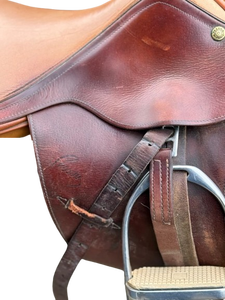 Selle d'équitation anglaise en cuir véritable de luxe, artisanale, confortable, durable, ajustement sûr, équipement d'équitation - Product Image 3
