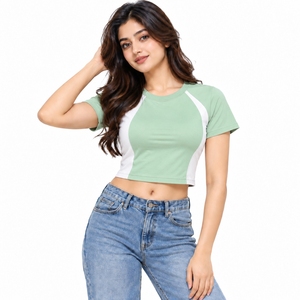 Tops en coton légers pour un confort quotidien, t-shirts courts pour femmes alliant confort décontracté et style frais, tops courts pour femmes. - Product Image 1