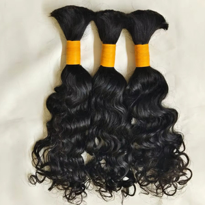 Extensions de cheveux indiens bruts non traités en vrac, alignés sur les cuticules, style Loose Deep Wave, pour tressage - Product Image 1
