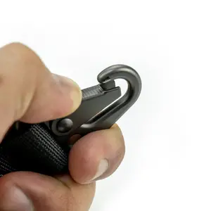 Llaveros de cuero PU grabables con láser, portátiles, con gancho de seguridad, impresos en metal de aleación de zinc - Product Image 5