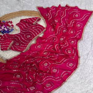 VASTRA COTTAGE Sari de Seda Satinada Suave Premium con Bordado de Encaje Rico Hecho a Mano y Blusa Completamente Trabillada - Product Image 2