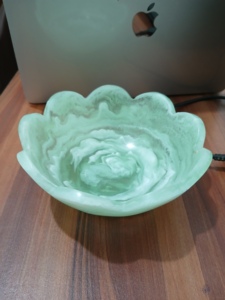 Elegante Tazón de Resina Hecho a Mano para Servir Ensaladas de Frutas y Postres con Acabado de Mármol, Colección al por Mayor para Hogar, Hotel y Restaurante - Product Image 1