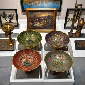 Bol en laiton fait main avec émail artisanal style moderne technique de peinture traditionnelle artisanat métallique BoldBlossom - Product Image 1