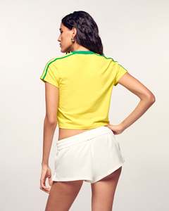 Camisetas Bordadas de Alta Calidad para Mujer, Camisetas Amarillas con Forro en Contraste, Tejido de Secado Rápido y Cómodo, Camisetas para Mujer - Product Image 2