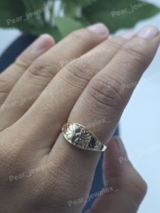 Anillo Vintage con Diseño Floral Tallado, Anillo de Sello con Patrón de Flores Grabado, Bañado en Rodio, Regalo para Mujer - Product Image 6