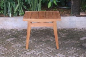 Mesa Auxiliar Rectangular para Patio, Madera de Teca Sólida con Acabado Natural para Uso en Exteriores, Modelo TAB57 - Product Image 2