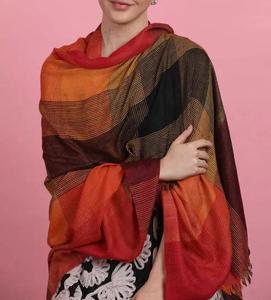 ผ้าคลุมไหล่พัชมีนาพรีเมียมสำหรับผู้หญิง ลายเพสลีย์ ผ้าพันคอแจ็คการ์ด อุ่นหนาสำหรับฤดูหนาว ผ้าขนสัตว์หนานุ่ม พู่ยาว ผ้าคลุมไหล่พัชมีนา ผ้าคลุมศีรษะแบบนุ่ม ขายส่ง - Product Image 1
