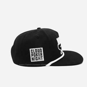 หมวกแก๊ปปักโลโก้ตามสั่ง 5 แผง ทรง Snapback ปีกแบน สไตล์สตรีทแวร์ แฟชั่นอเมริกัน ผลิตจากโรงงานเวียดนาม MOQ ต่ำ - Product Image 4