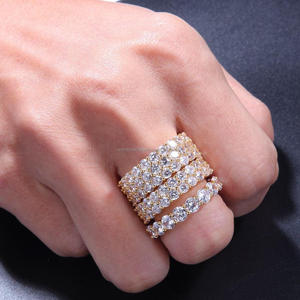 Bague de Luxe en Argent Sterling 925 avec Moissanite et Diamants, Multi-rangs, pour Acheteurs de Bijoux en Gros - Product Image 1