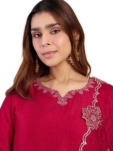 Ensemble 3 pièces traditionnel indien pour femme : Kurta droite en soie brodée, Palazzo et Dupatta, pour usage quotidien décontracté - Product Image 3