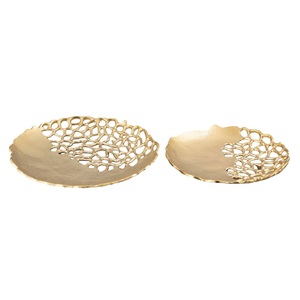 Bandeja de Servir Decorativa de Aluminio con Asas de Madera, Borde Floral, Rectangular, Plateada, para Aperitivos, Frutas, Bebidas, Decoración de Mesa - Product Image 1