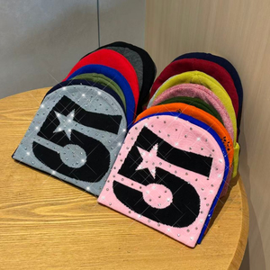 Gorro de punto personalizado con pedrería y estampado jacquard integral, gorro de invierno con bajo MOQ - Product Image 5