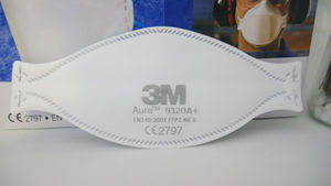 3M Disposable Respirator 9320A+ P2/FFP2 5-Layer Non-woven Flat-Fold Mask with <b>Elastic</b> <b>Headband</b> for Anti-Air Pollution - Product Image 2
