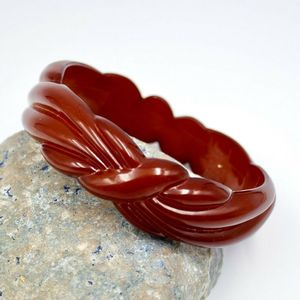 Handmade H a CRAFT Resin <b>Bangles</b> & <b>Bracelets</b> Classic Party Wear with Carved Floral Design for Women - Product Image 3