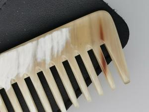Peigne de poche moderne en corne de vache naturelle, éco-responsable, fait main, durable, pour le coiffage des cheveux et de la barbe, usage quotidien, décoration intérieure - MN EXPORTS - Product Image 2