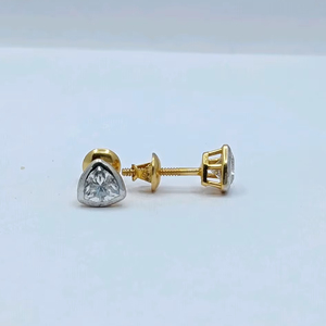 Elegantes Pendientes de Diamantes Triangulares en Oro de 22K con Engaste Moderno, Joyería Minimalista y Elegante para Uso Diario Femenino - Product Image 1