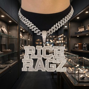 Pendentif Lettre Personnalisé Sertie de Pierres, Collier Baguette, Breloque Micro-Incrustée de Moissanite, Bijou Hip Hop pour Femme - Product Image 5