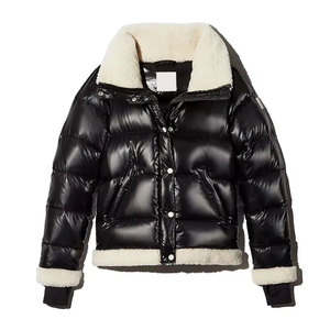 Vestes matelassées pour femmes au look moderne raffiné, finition durable, rembourrage doux, confortables, vêtements d'extérieur saisonniers - Product Image 1
